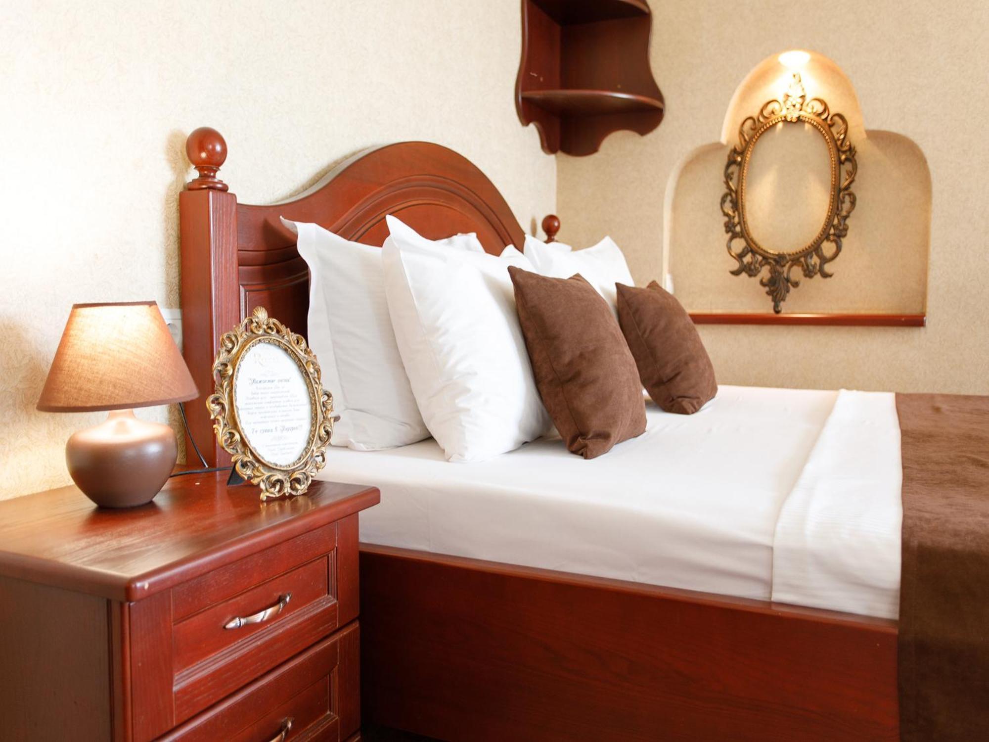 Studio De Luxe With Jacuzzi Sumy Luaran gambar