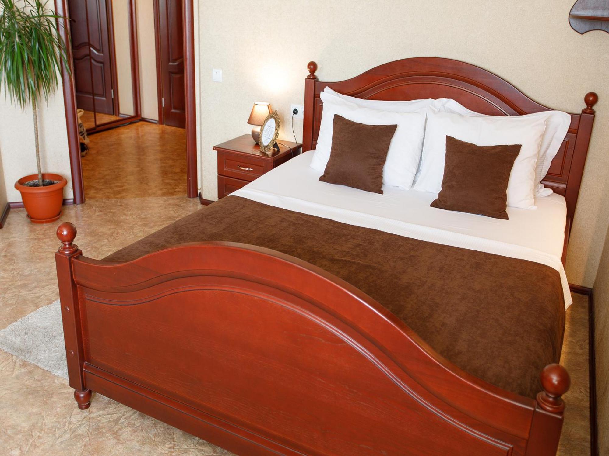 Studio De Luxe With Jacuzzi Sumy Luaran gambar